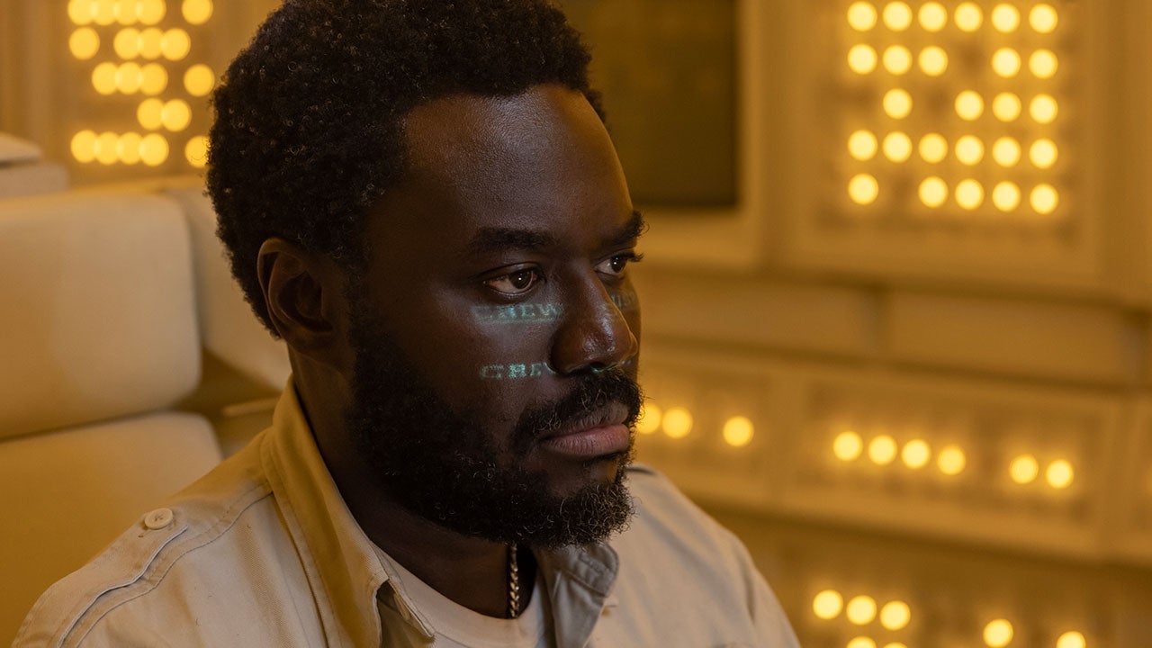 El giro más delirante en ‘Alien: Planeta Tierra’ está inspirado en Elon Musk