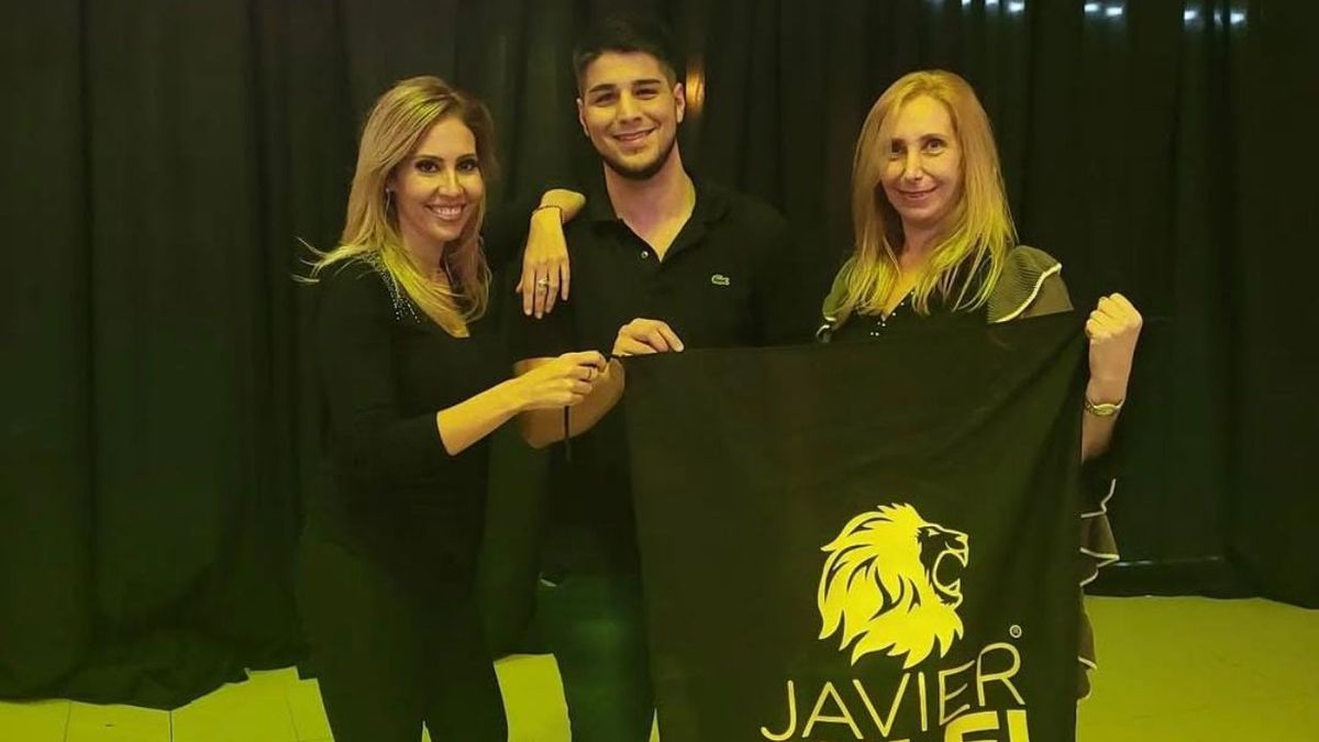 Los candidatos de LLA organizan un SantaFest para esquivar la tormenta política