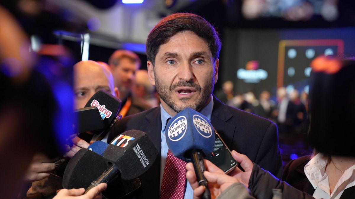 Pullaro sobre las coimas: Golpea la credibilidad del presidente, debe dar una respuesta clara