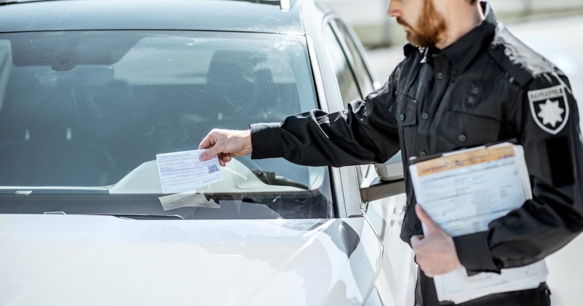 ¿Cómo cambiaron las multas de tránsito en Estados Unidos este 2025? Nunca dejes de pagarlas