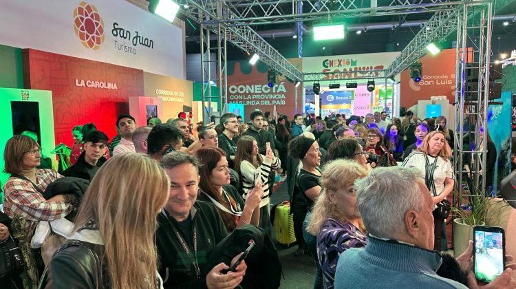 El stand de San Luis brilla con luz propia en la FIT