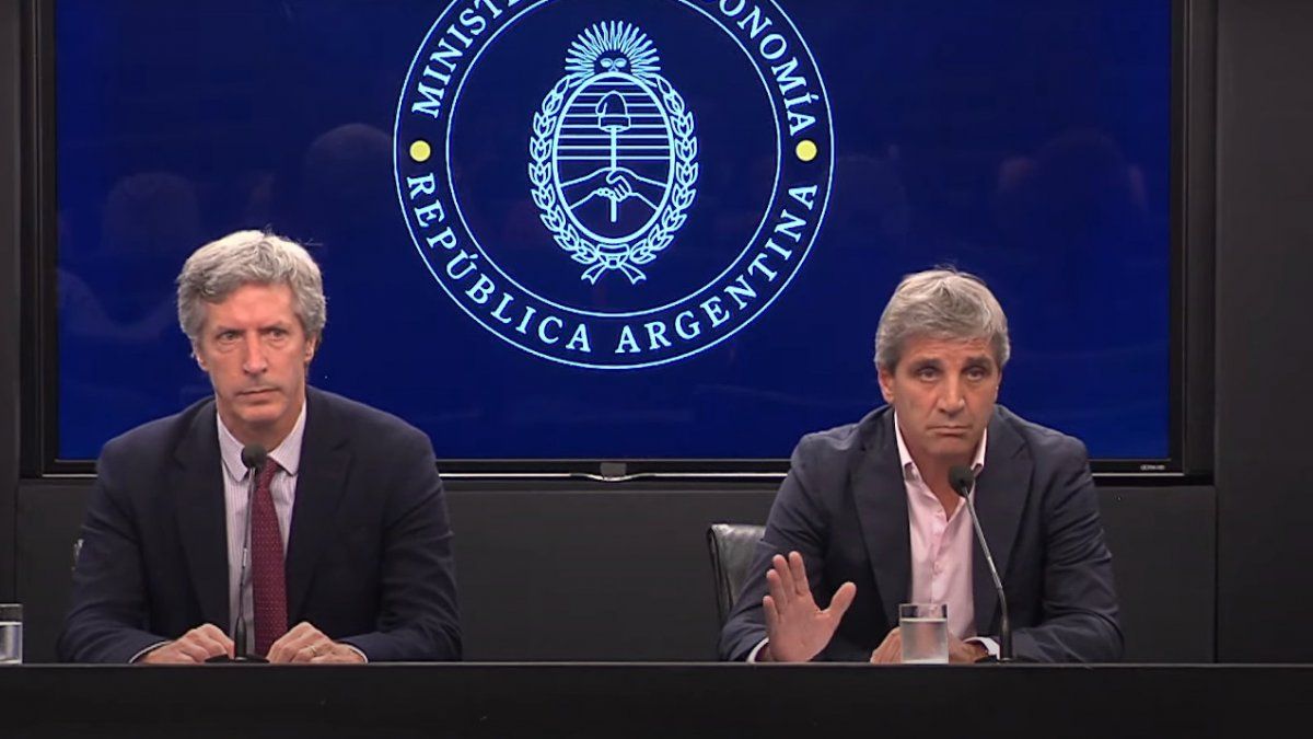 Con el apretón monetario, el gobierno logró renovar deuda del Tesoro