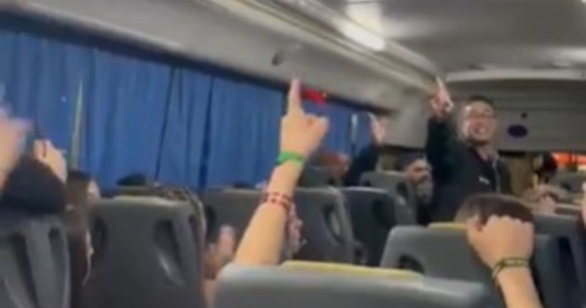 Escándalo por los cantos antisemitas de un grupo de estudiantes durante su viaje de egresados