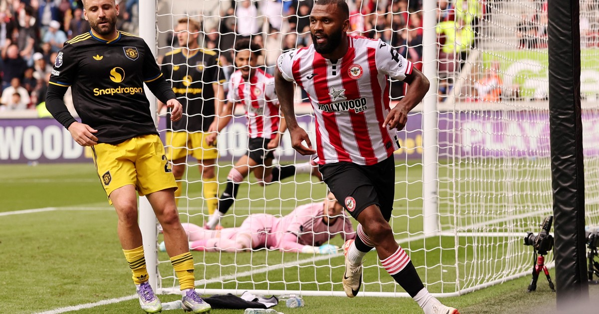 Manchester United recibió otro duro golpe ante Brentford y no puede salir de su disaster