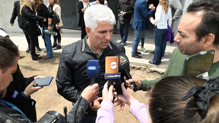 Poggi: “Yo me comprometí y estamos cumpliendo con todos”