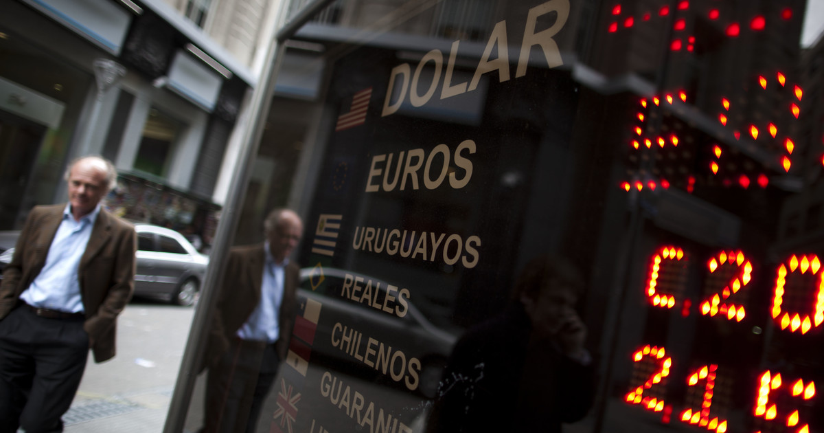 Dólar blue hoy: a cuánto cotiza este lunes 20 de octubre