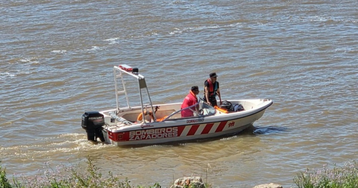 Encontraron muerto al adolescente que había caído al río Paraná desde una canoa