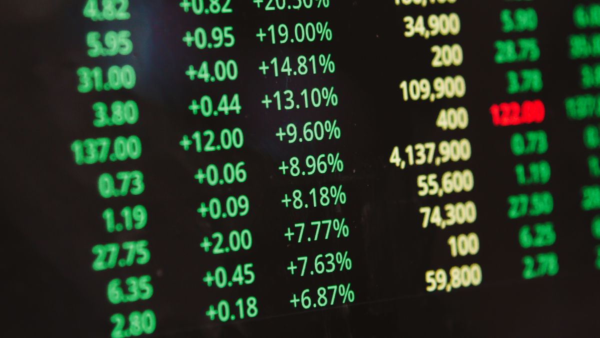 Los bonos en dólares suben en Wall Avenue y baja el riesgo país tras el anuncio de Luis Caputo