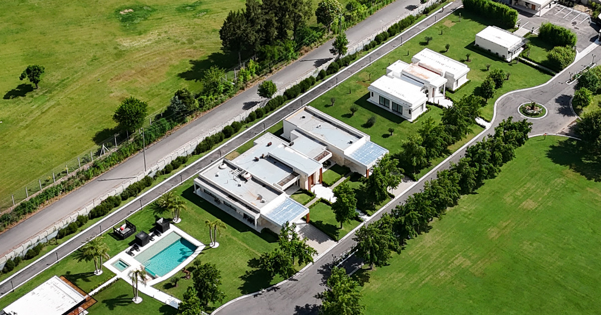 La Justicia realizó procedimientos en organismos nacionales en busca de información sobre la mansión de Pilar que le atribuyen a Toviggino