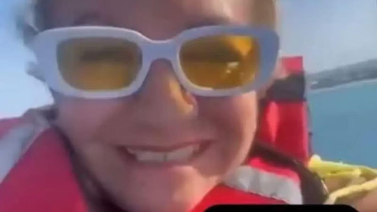 Echaron a una funcionaria por una repudiable frase contra los «pobres» durante sus vacaciones