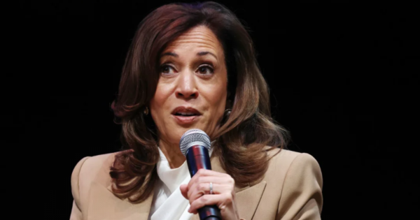 Kamala Harris cruzó a Donald Trump por los ataques a Irán: «Está arrastrando a Estados Unidos a una guerra»