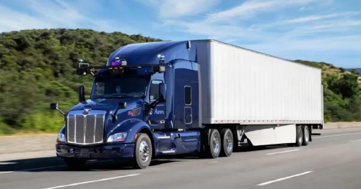 Conducir en EE.UU.: Qué significa la señal «TRUCK RESTRICTION» al manejar camiones