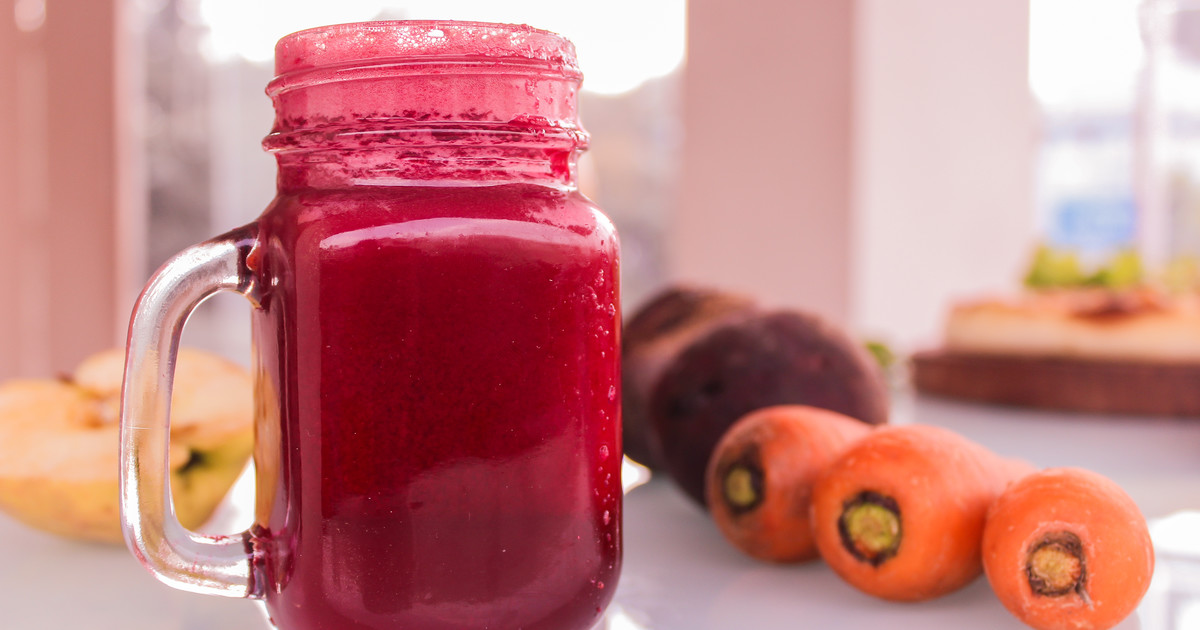 Por qué el jugo de remolacha y zanahoria es bueno para mejorar la salud cardiovascular