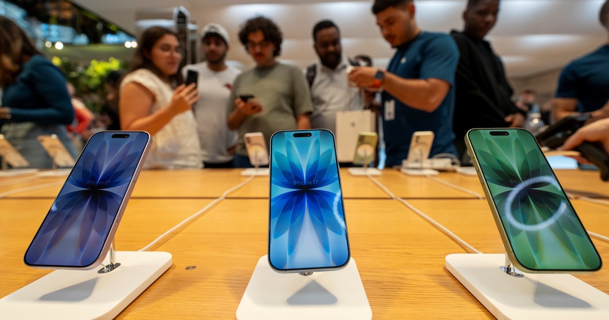 Celulares importados: pese a la baja de aranceles, en la Argentina costarán hasta el doble que en Chile o EE.UU.