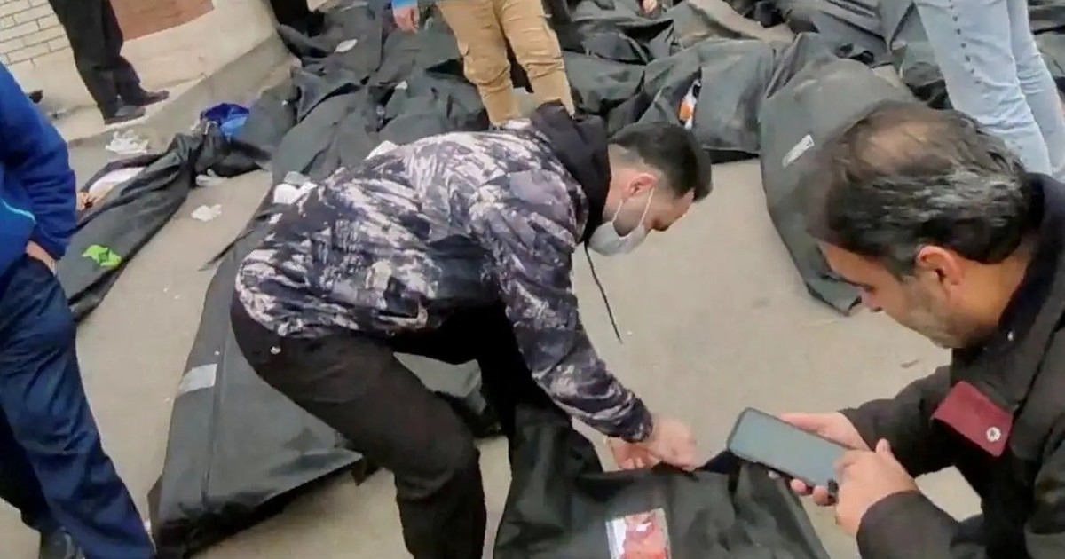 ‘Disparan a matar’: relatos de brutal represión surgen desde Irán