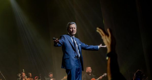 Palito Ortega anuncia display en el Teatro Ópera y presenta su gira «Por Siempre»