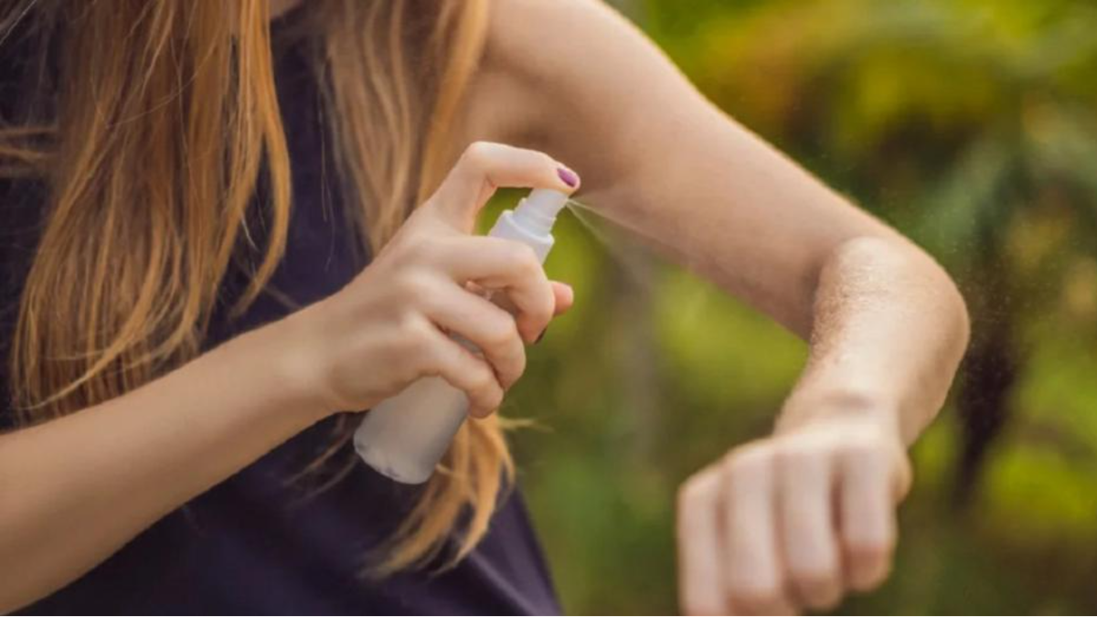 Anmat prohibió productos cosméticos y un repelente por falta de registro sanitario