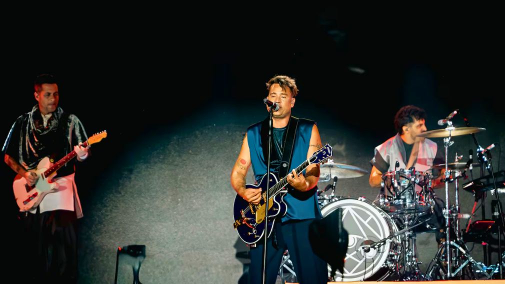 Noche mágica en Vélez: tan biónica volvió con “el regreso” y emocionó a su público