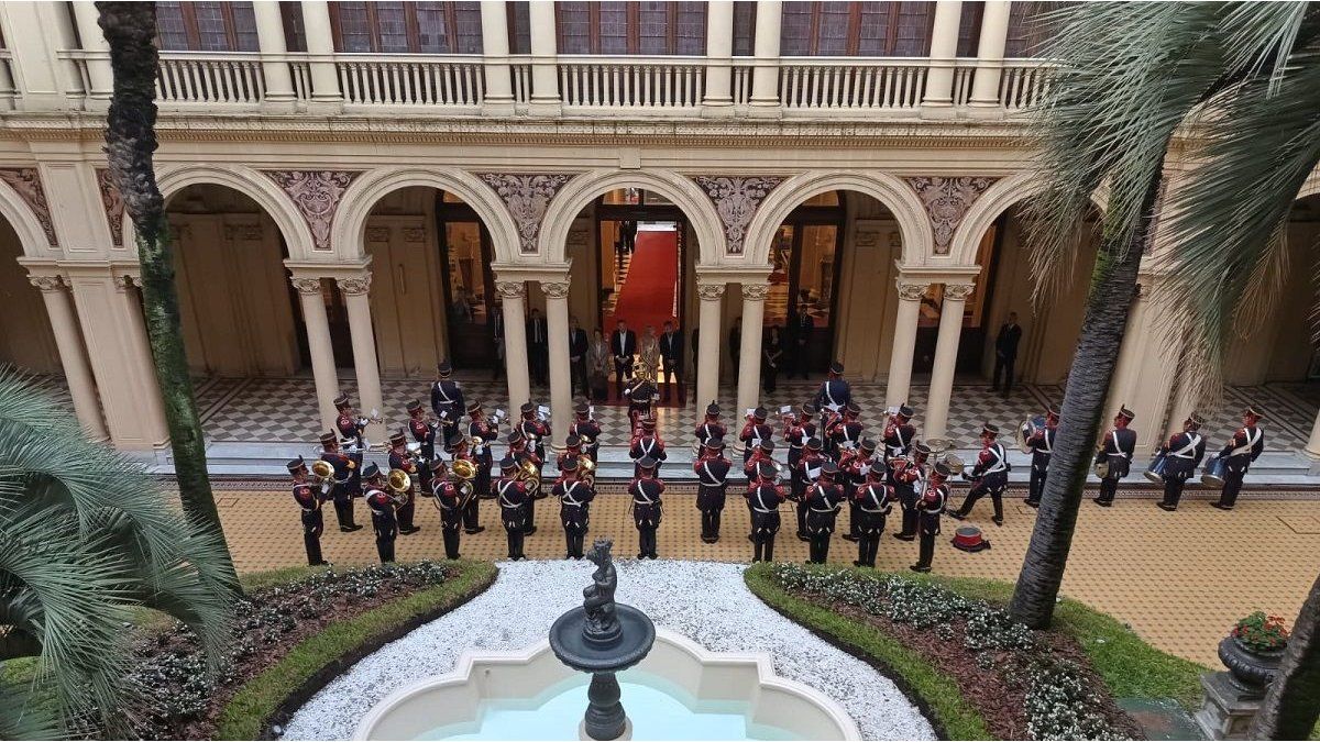 Cumple de Karina Milei: la Orquesta de Granaderos tocó tres temas de ABBA en la Casa Rosada