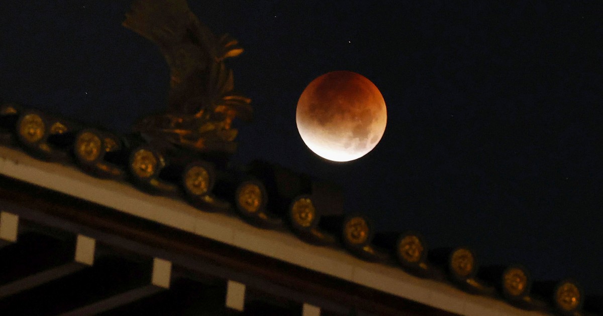 Luna llena y eclipse lunar en Virgo de marzo 2026: cómo impactará en cada signo zodiacal