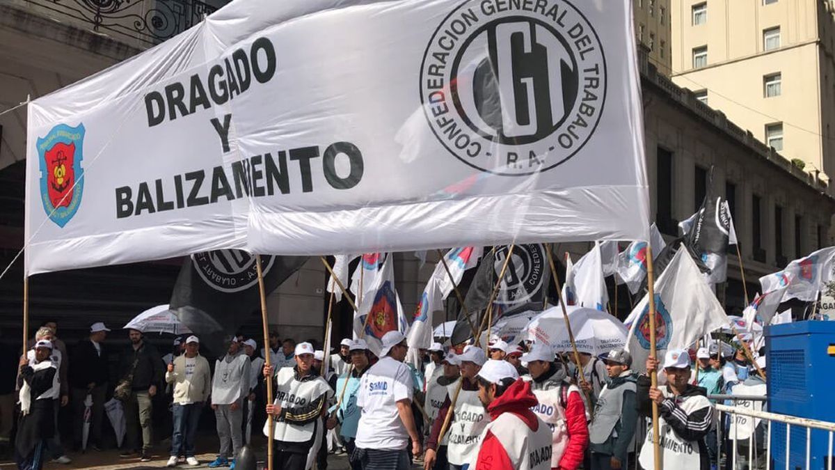 La Justicia del Trabajo suspendió la reforma laboral para los trabajadores del dragado y balizamiento