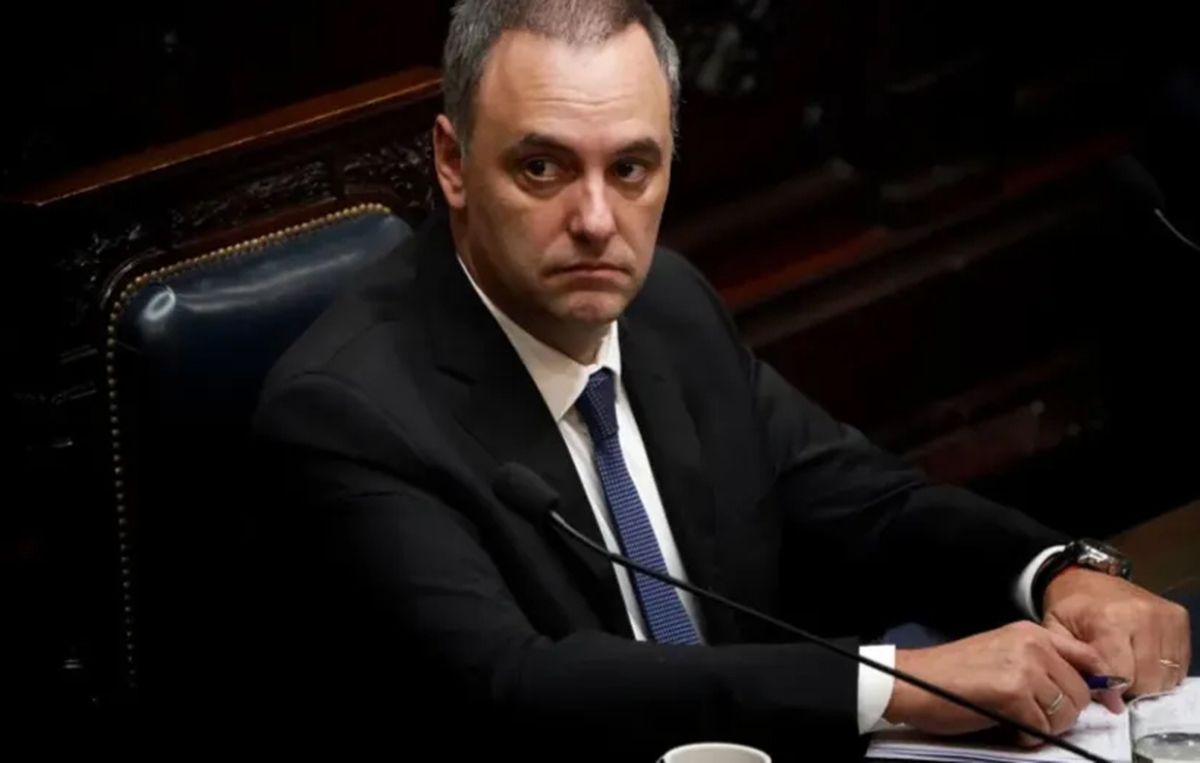 Manuel Adorni, cada vez más cerca de la indagatoria en las causas judiciales