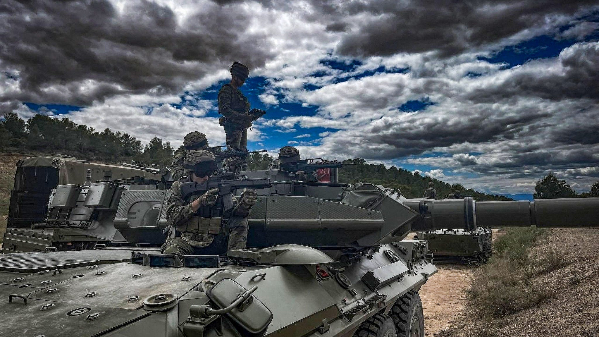 Los soldados españoles mejoran su eficacia gracias a su nuevas miras láser: usan infrarrojos y están listas para combates de alta intensidad