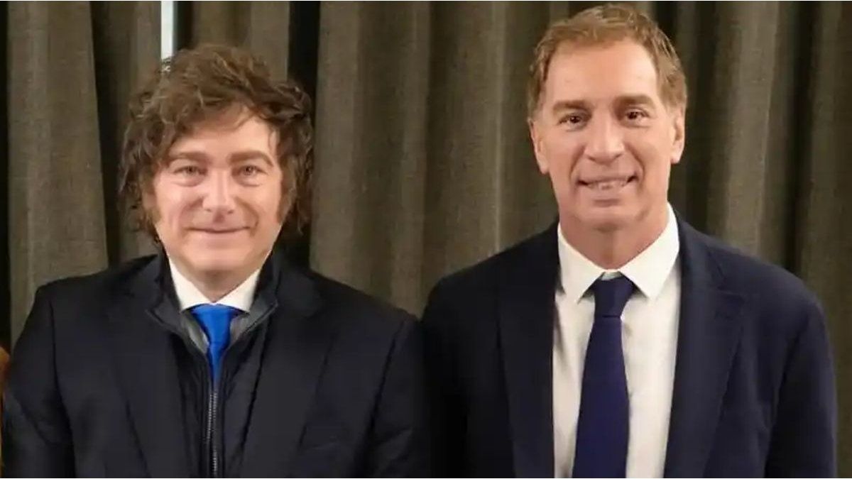 La imagen de Diego Santilli, según las encuestas: mejor que Manuel Adorni, pero condicionado por la crisis política en el Gobierno