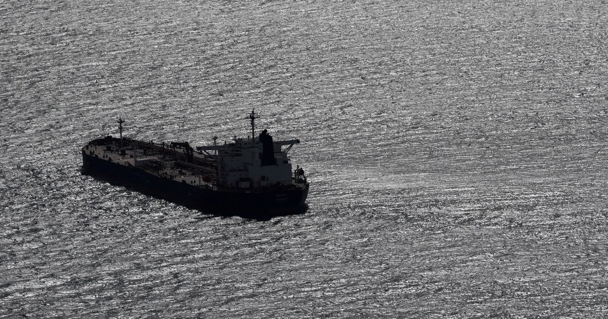 La «flota fantasma» de Putin: exmercenarios de Wagner protegen el petróleo ruso en el Canal de la Mancha
