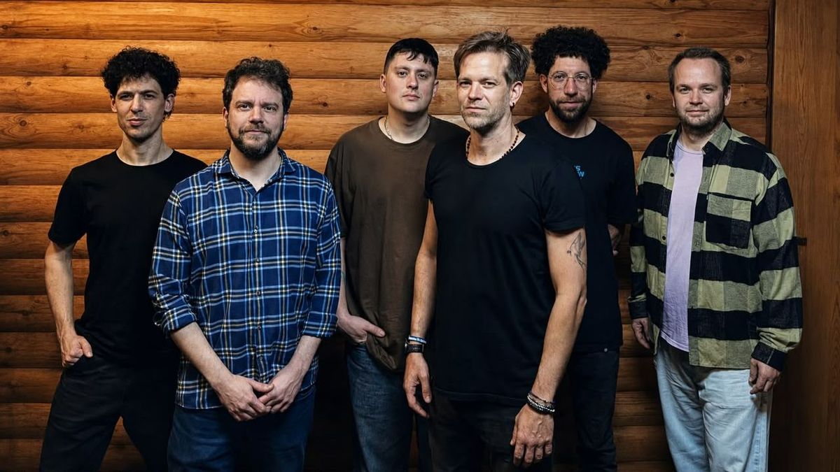 La banda One Night homenajea a Eric Clapton en un show lleno de clásicos
