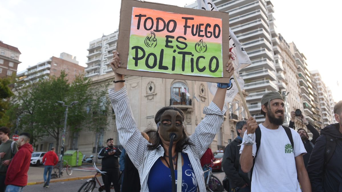 Más allá de la lluvia, convocan a la marcha en Rosario contra la ley de propiedad privada