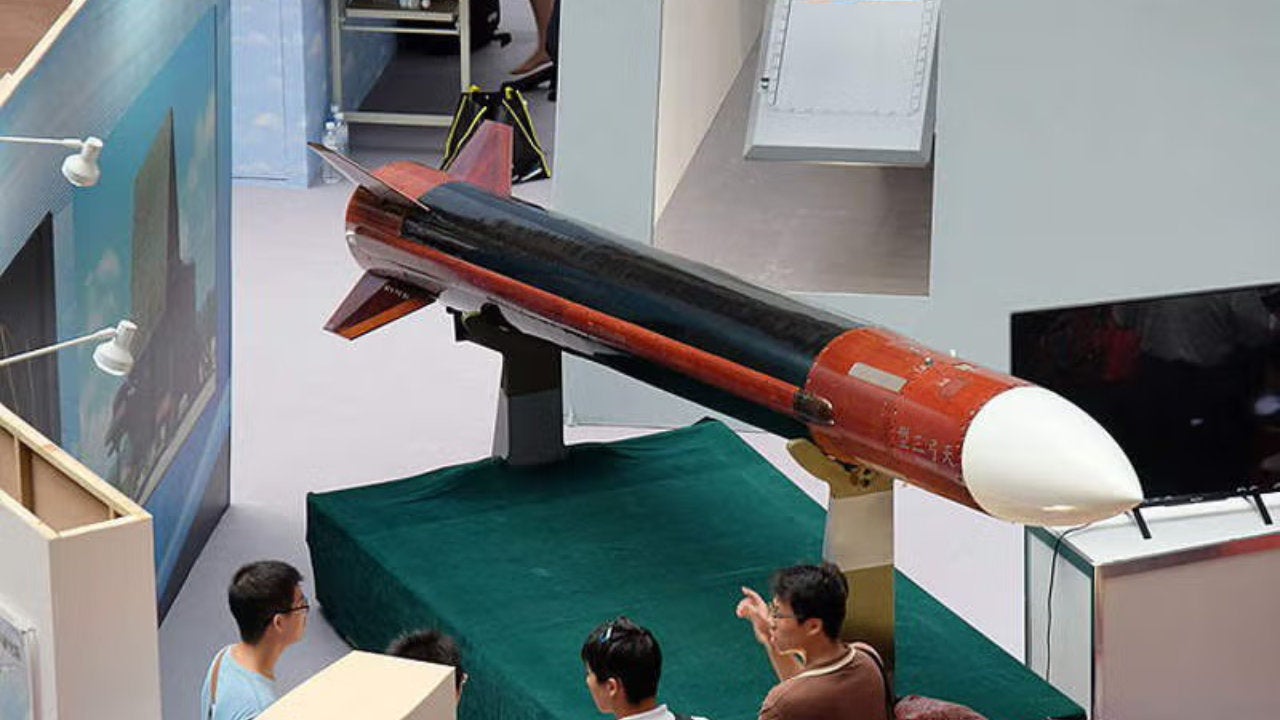 Taiwán pone en servicio dos familias de misiles antiaéreos y cierra una producción masiva pensada para endurecer su defensa frente a China