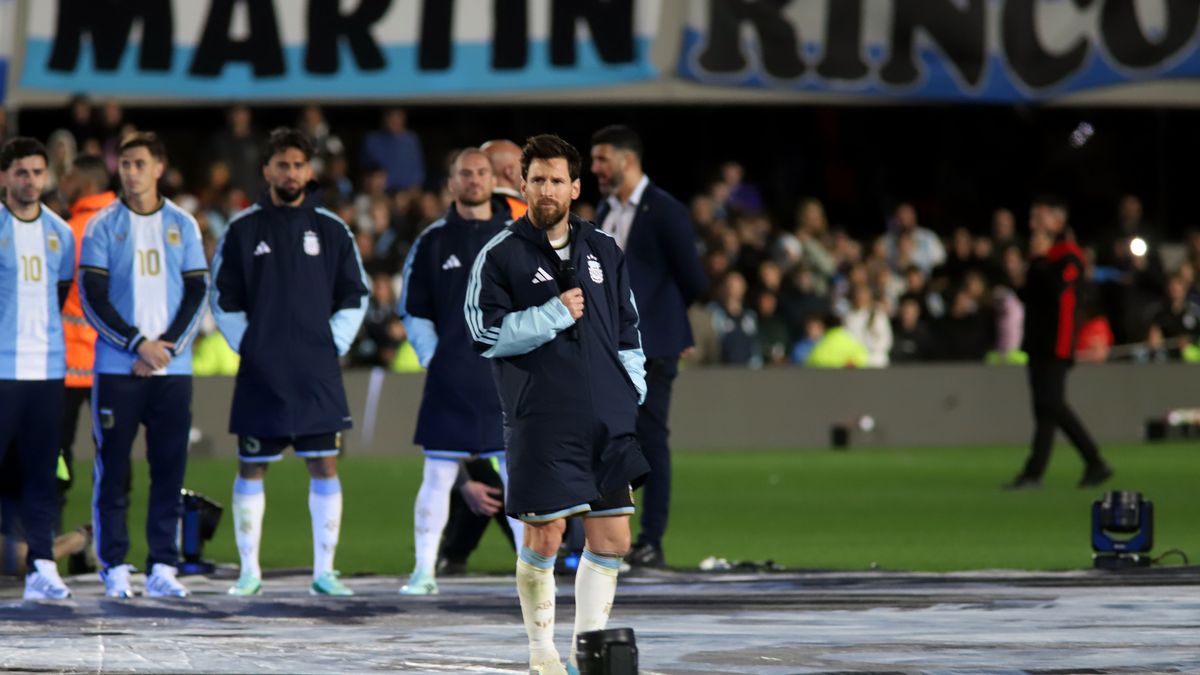 La productora del homenaje a Lionel Messi apuntó contra River y lo acusó de empañar la despedida